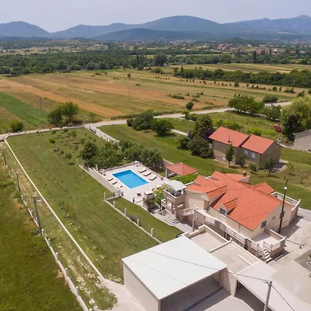 Lovely In With Kitchen Apartamento Obrovac Sinjski
